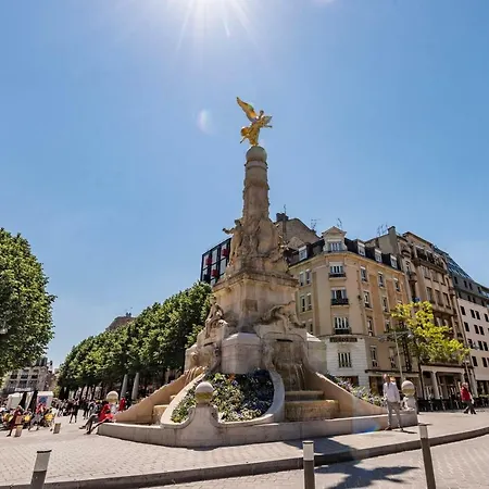 Hypercentre 200m Cathedrale/train Station + Private Parking* Appartement Reims