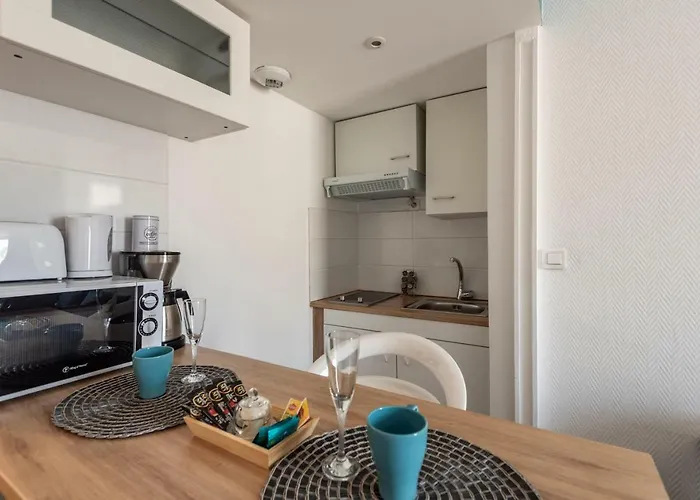 Hypercentre 200m Cathedrale/train Station + Private Parking* Lejlighed Reims